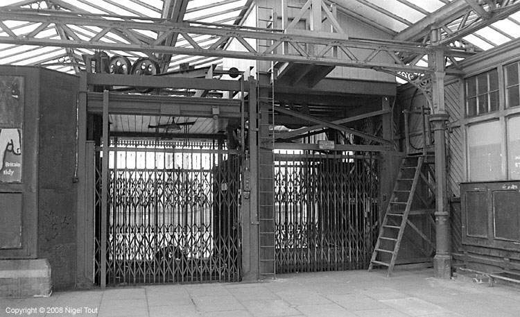 Leicester Central goods lifts