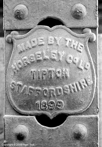 Leicester Central station builders plate, Horsely Co., Tipton
