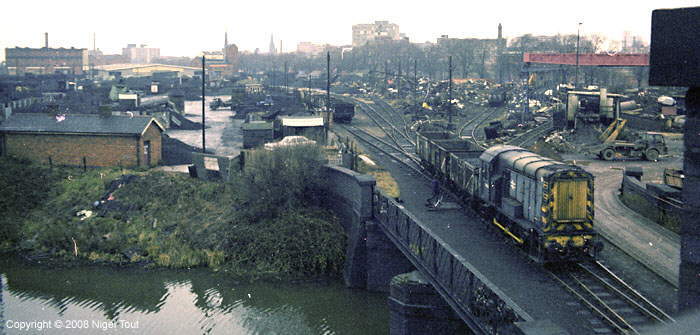 Diesel shunter with wagons of scrap, Leicester Central goods yard