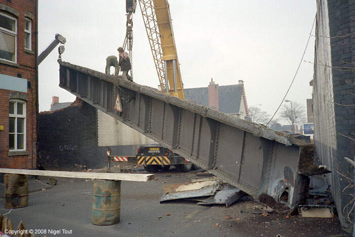Soar Lane bridge, GCR, under demolition