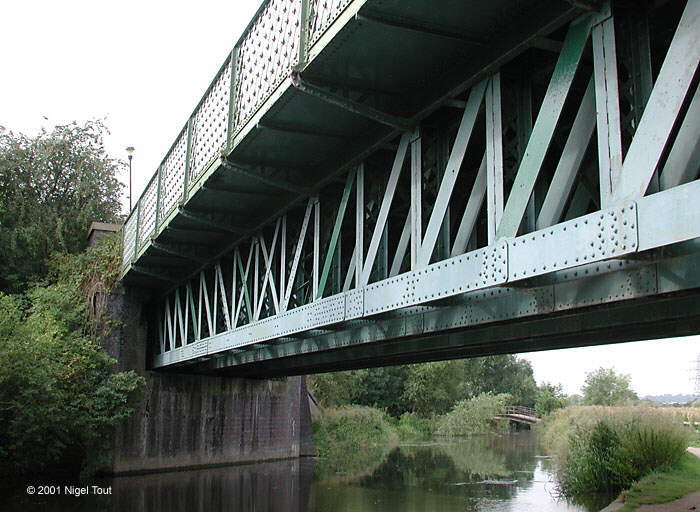 GCR bridge over Grand Union canal, Aylestone