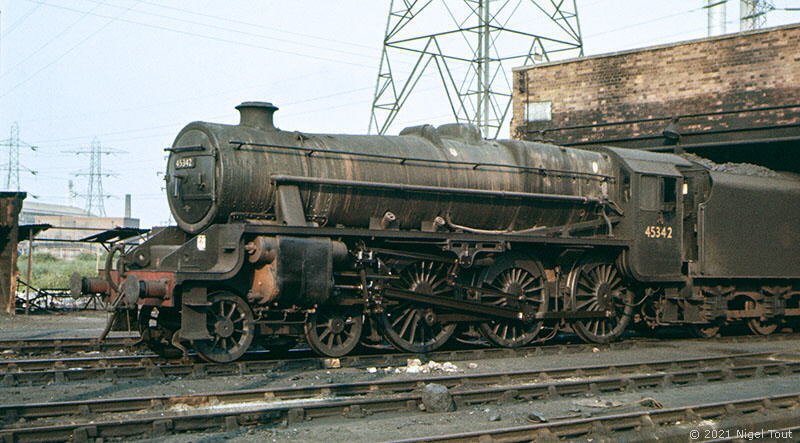 45342 Leicester Central shed